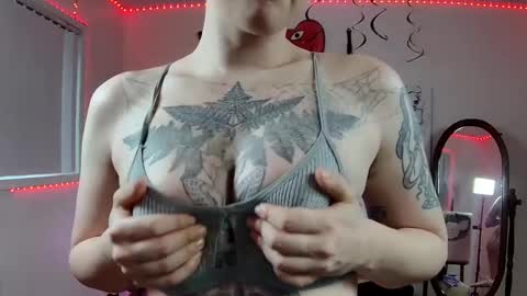 fate_fletcher online show from March 9, 1:25 am