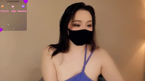 Tina online show from April 25, 3:53 pm