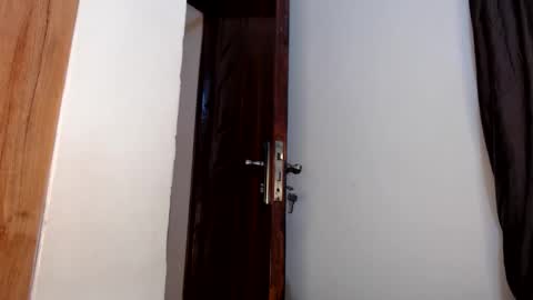 lexie online show from April 19, 7:42 am