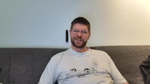 Snapshot of fattenmenow chatting on February 21, 7:10 pm fattenmenow online show from February 21, 7:10 pm