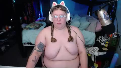 FatVeronica online show from February 20, 1:30 pm