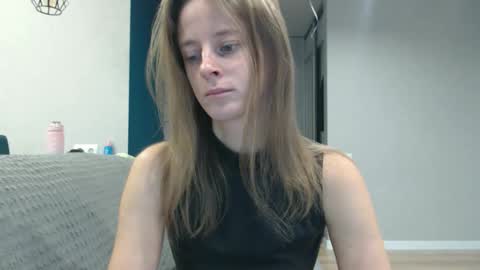 favoriteyour online show from October 27, 4:34 am