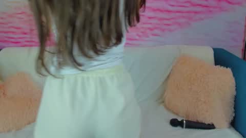 Faye online show from November 27, 2:30 am