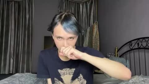 Mark online show from December 14, 4:46 pm