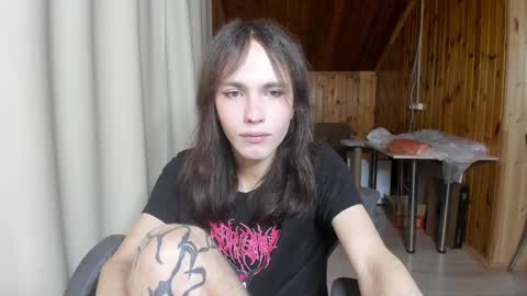 Mark online show from December 15, 5:20 pm