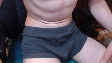 feetlover7878 online show from June 24, 2:46 pm