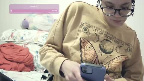 Soley online show from February 3, 2:14 am