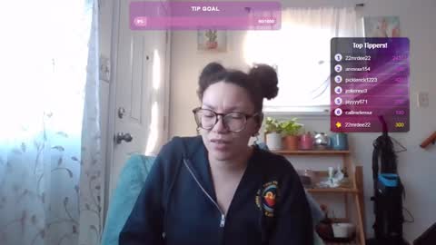 Soley online show from March 12, 9:45 pm