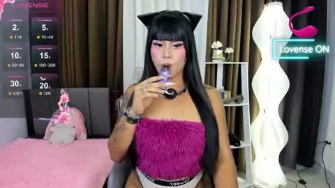 FELLY online show from June 12, 8:24 am