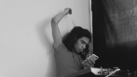 FELINE online show from November 26, 4:48 pm