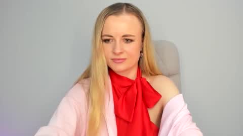 felorina online show from April 3, 6:04 pm