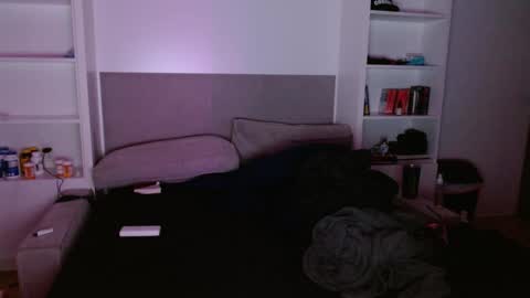 femboyflowers online show from September 9, 7:30 am