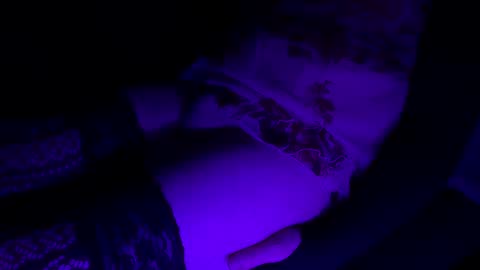 ElaraJean online show from December 31, 1:52 pm