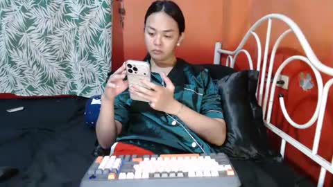 feminine_tsx online show from July 6, 12:13 pm
