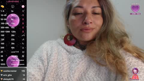 Snapshot of fenix_purple chatting on December 27, 6:31 pm FENIX online show from December 27, 6:31 pm