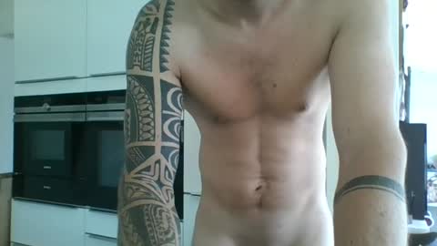 ferdl1988_1 online show from July 29, 12:38 pm