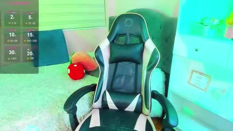 Fernanda Diaz online show from November 25, 6:18 pm