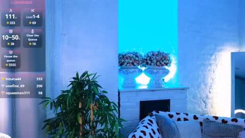 ferry_tail online show from February 25, 4:46 pm