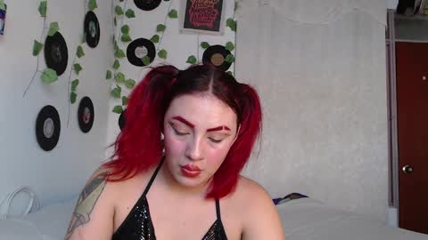 scarlet shelby online show from December 17, 7:37 pm