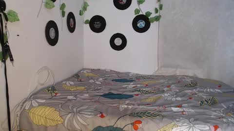 scarlet shelby online show from January 3, 6:35 pm