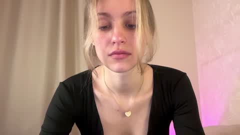 Lisa online show from January 15, 10:49 am