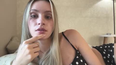 Lisa online show from September 26, 8:55 am