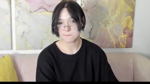 fiamoory online show from March 6, 8:57 am