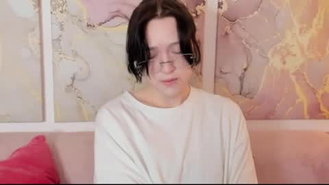 fiamoory online show from March 31, 1:39 am