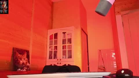 Lady online show from April 13, 4:55 pm