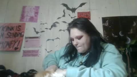 Snapshot of findommefoxi chatting on September 21, 8:40 am findommefoxi online show from September 21, 8:40 am