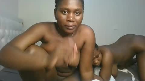 melanie online show from October 31, 1:50 am