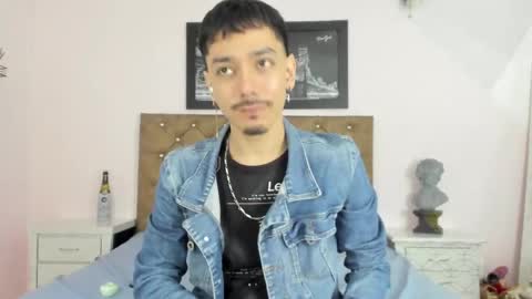 finn_jackson online show from April 20, 8:23 pm