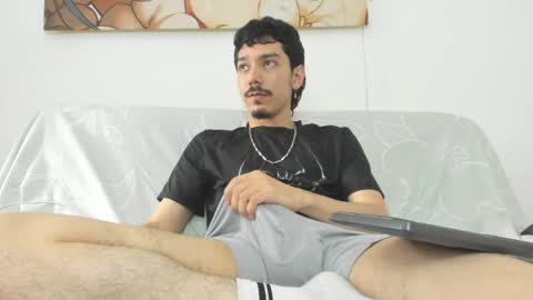 finn_jackson online show from April 7, 8:33 pm