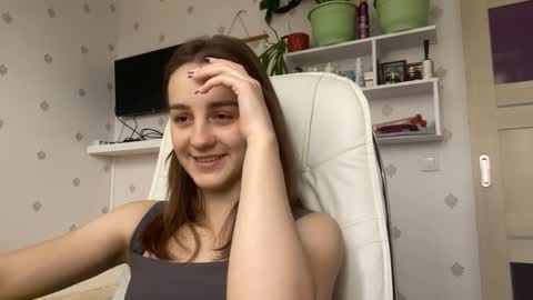 Keite wanna play  Meow online show from December 19, 10:44 am