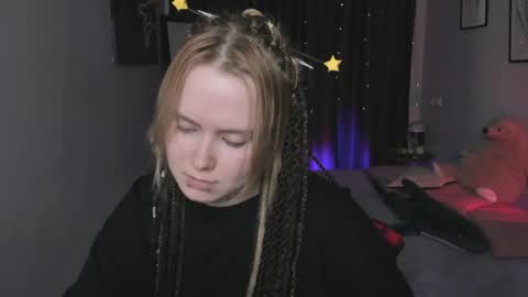 Fiona online show from April 22, 10:39 pm