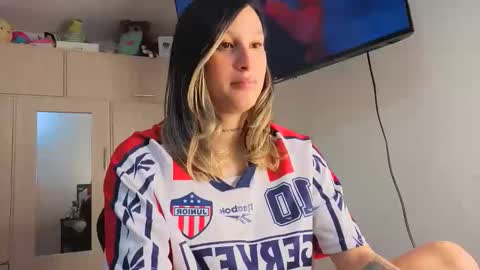 F I O R E L L A  online show from April 29, 5:30 pm