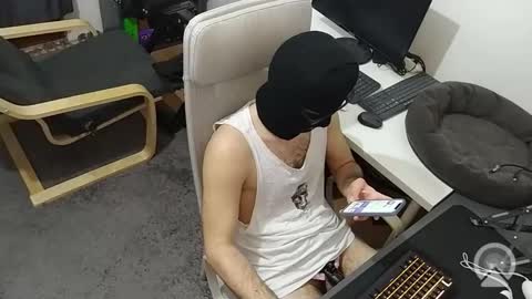 fireprincezuko8 online show from April 15, 5:49 pm