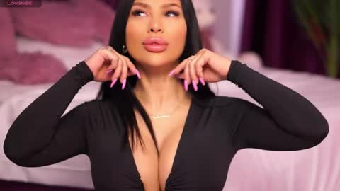 Fires Bomb 777 online show from February 23, 7:55 am