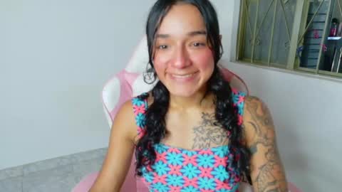 fit_valkiria online show from April 23, 6:31 pm