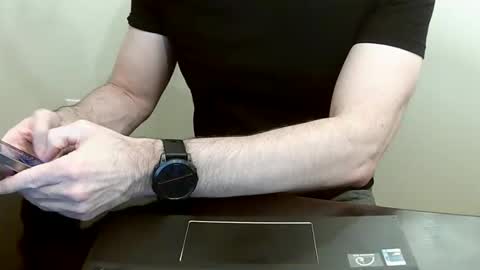 fithubby80 online show from January 10, 2:06 am