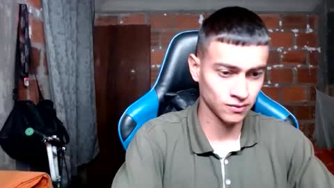  FLACO  online show from December 5, 2:11 am