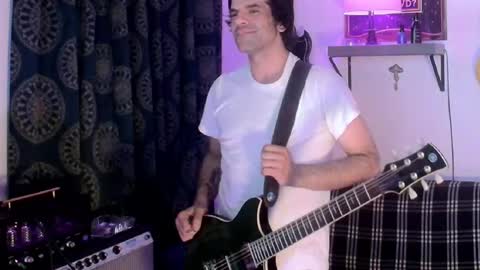 Flannel Dong online show from March 20, 6:07 am