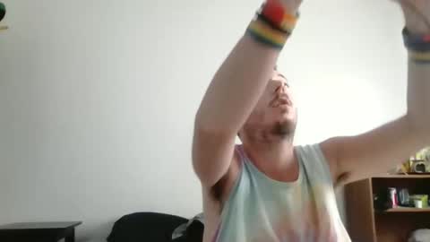 Snapshot of flboyz chatting on October 20, 2:44 pm The Rain-Bro online show from October 20, 2:44 pm