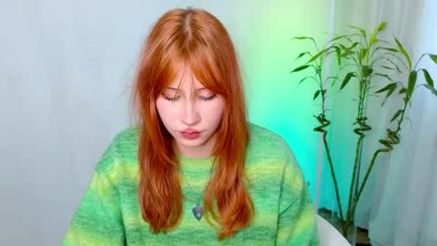 fleur_fox online show from May 26, 9:59 am