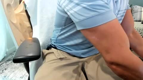 flguyallday online show from June 25, 10:26 pm