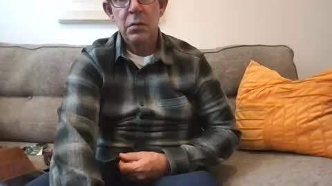 Flickrbrite online show from December 12, 8:10 pm