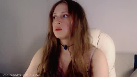 flor3citarockera online show from November 28, 12:29 am