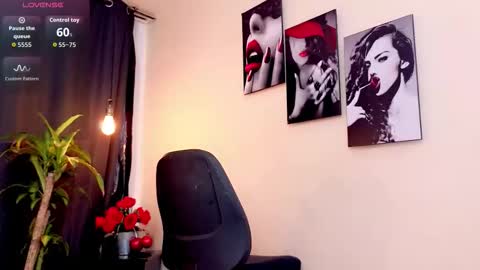 flor_gil online show from November 27, 3:58 am