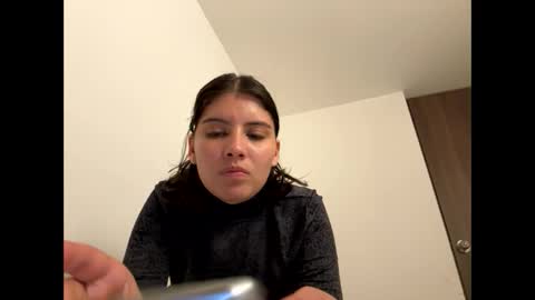 Snapshot of flordejamaica chatting on October 13, 2:24 am Tell me My Love online show from October 13, 2:24 am