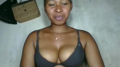 florencia011 online show from November 13, 10:40 am